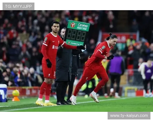 利物浦门前抢点成功，努涅斯补射入网振奋全队