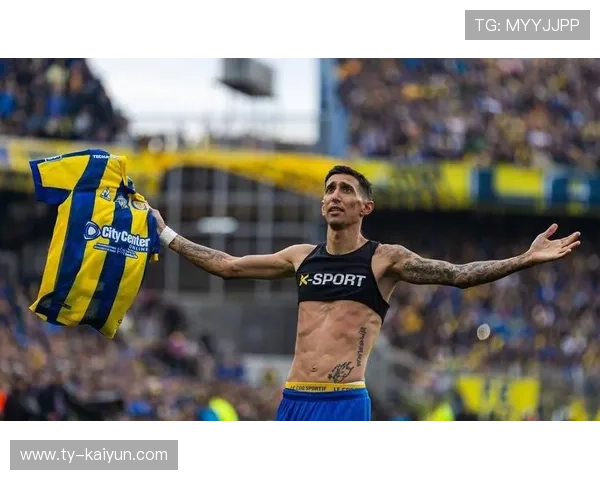 本菲卡前场推进，迪马利亚完成内切